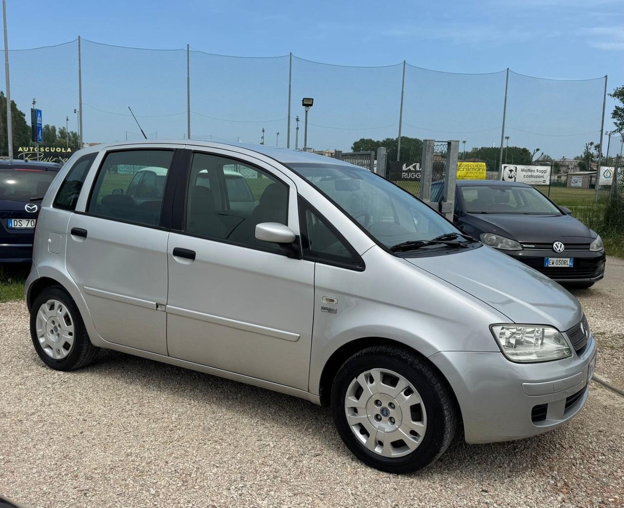 Fiat Idea 1.2 16V BlackLabel Neopatentati