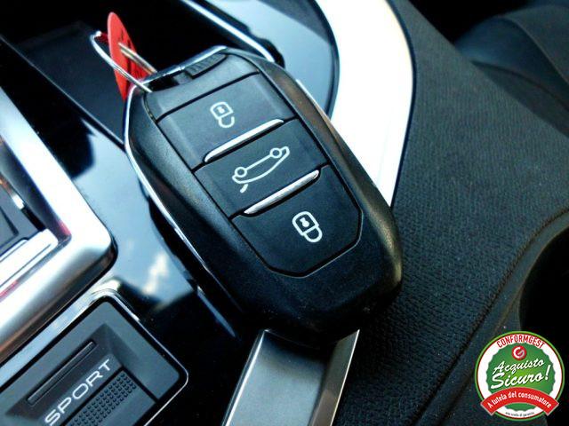 PEUGEOT 5008 BlueHDi 120 S&S EAT6 GT Line