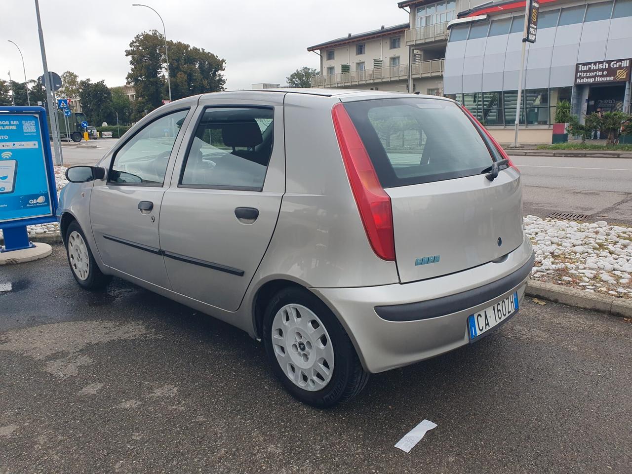 Fiat Punto 1.2i cat 5 porte ELX GPL