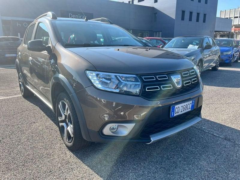 Dacia Sandero Stepway 1.0 TCe 100CV ECO-G 15th Anniversary