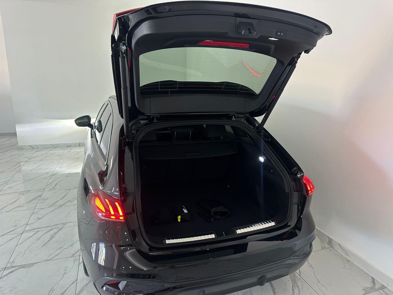 AUDI A5 AVANT 2.0 MHEV 2X S-LINE KM0 (IVA ESPOSTA)