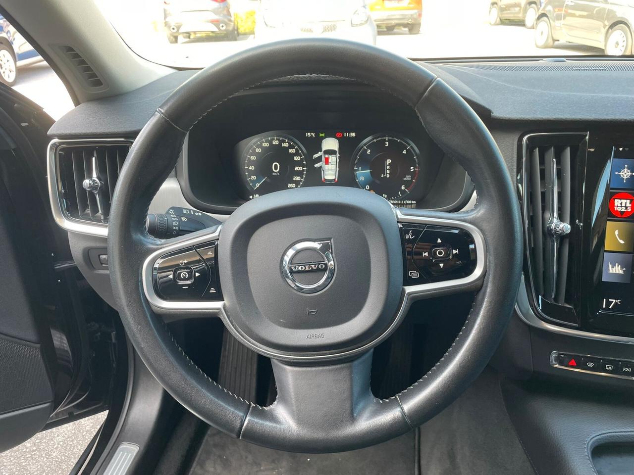 VOLVO V90 2.0d 150cv GEARTRONIC *NAVI-KAMERA-PELLE*