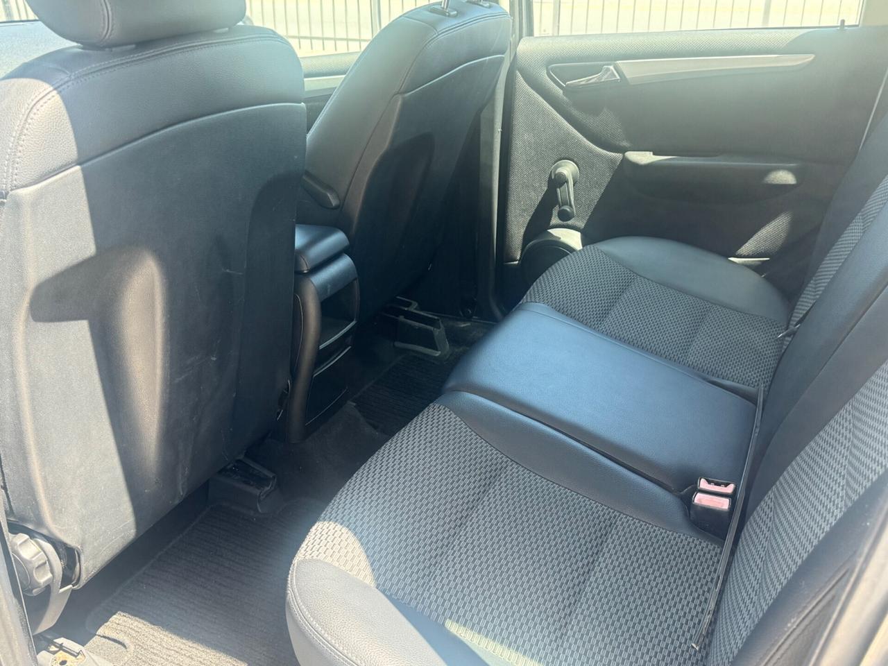 Mercedes-benz A 160 Avantgarde 2010 ok neopatentati