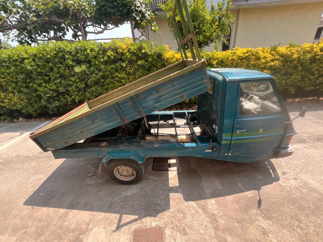 Piaggio Ape MAX 9 QUINTALI RIBALTABILE DIESEL 1991
