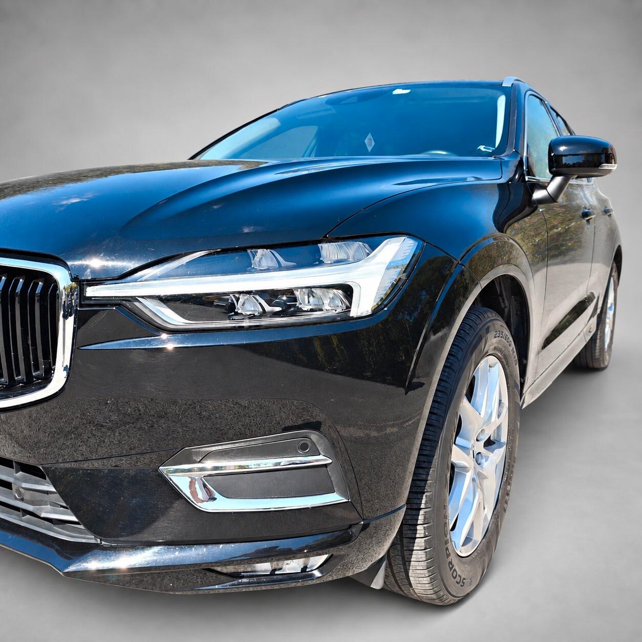 VOLVO XC60 2.0 B4 AWD 197 CV Geartronic Momentum