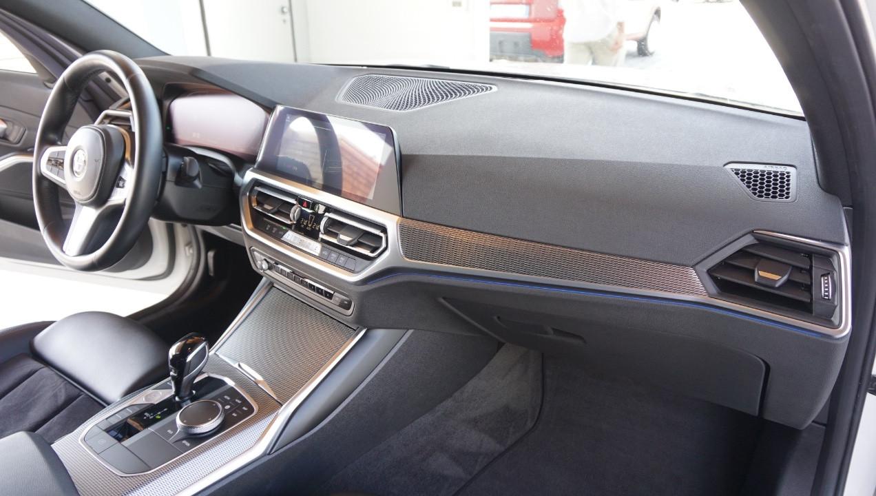 BMW 320 d mhev 48V xdrive Msport auto