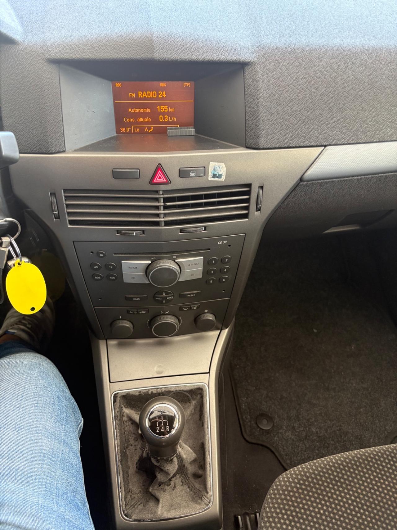 Opel Astra 1.7 CDTI berlina ok neo patentati