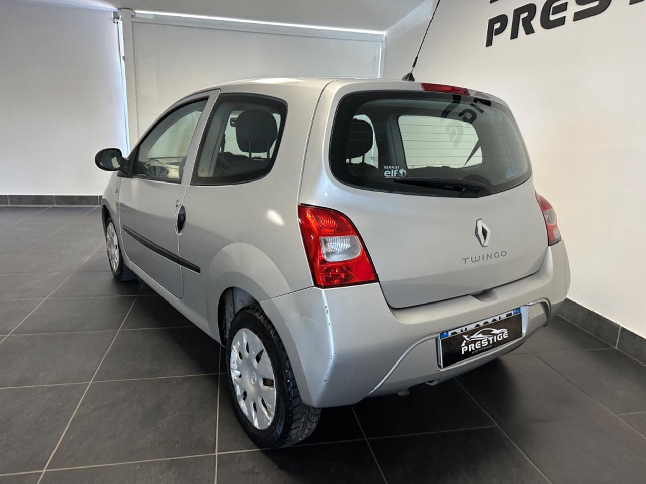RENAULT TWINGO 1.2 NEOPATENTATI 60CV