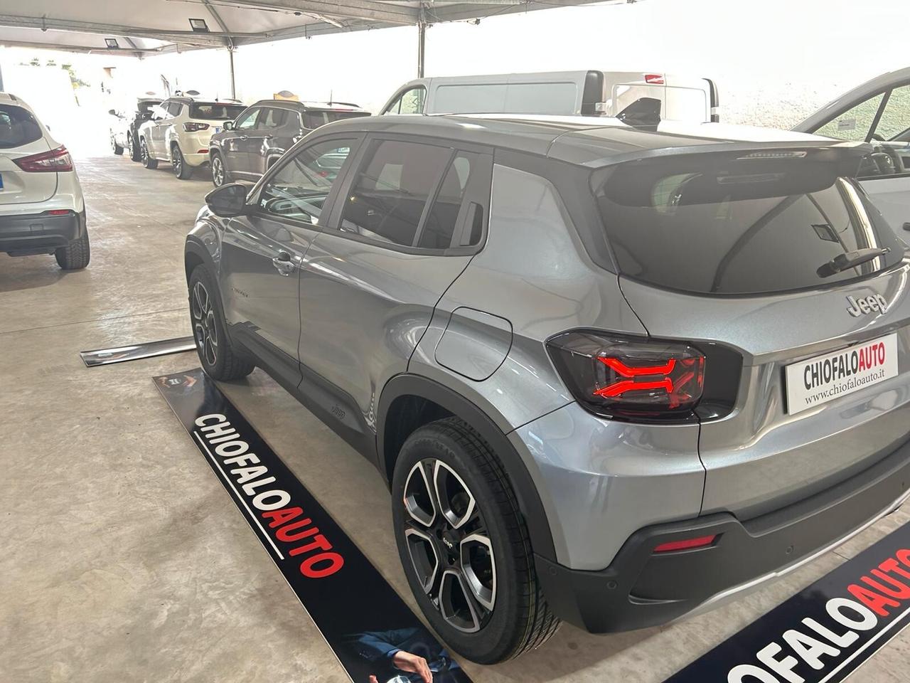 Jeep Avenger 1.2 Turbo 110 CV MHEV Summit