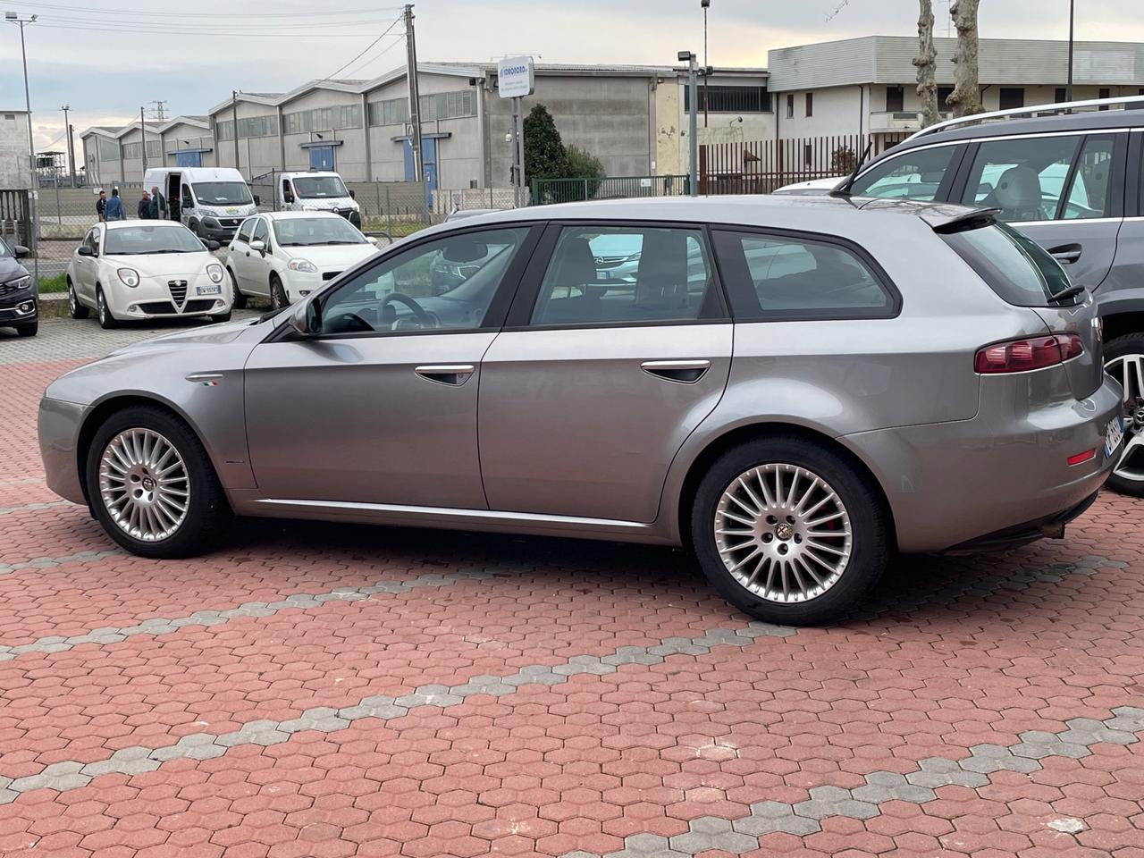 Alfa Romeo 159 1.9 JTDm Sportwagon