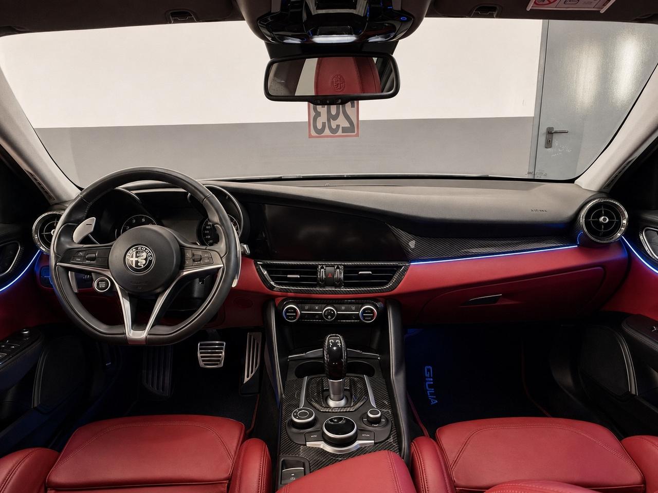 Alfa Romeo Giulia 2.0 Turbo 280 CV AT8 AWD Q4 Veloce