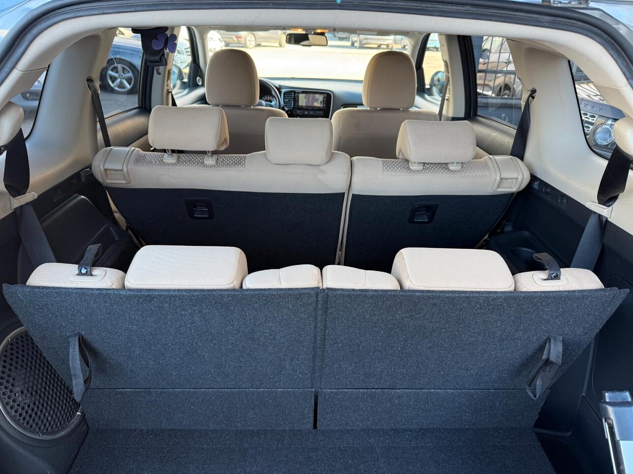 Mitsubishi Outlander 2.2 Plus awd 7 POSTI Euro 6