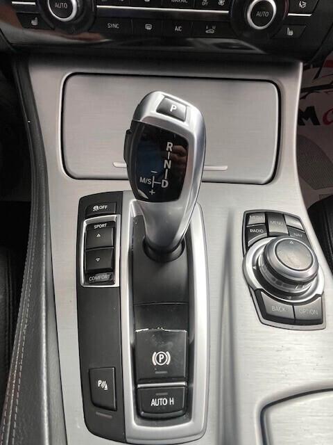 BMW 520 D 184 CV TOURING LUXURY PELLE TOTALE AUTOMATICO NAVI CERCHI SEDILI ANT. A REGOLAZIONE ELETTRICA