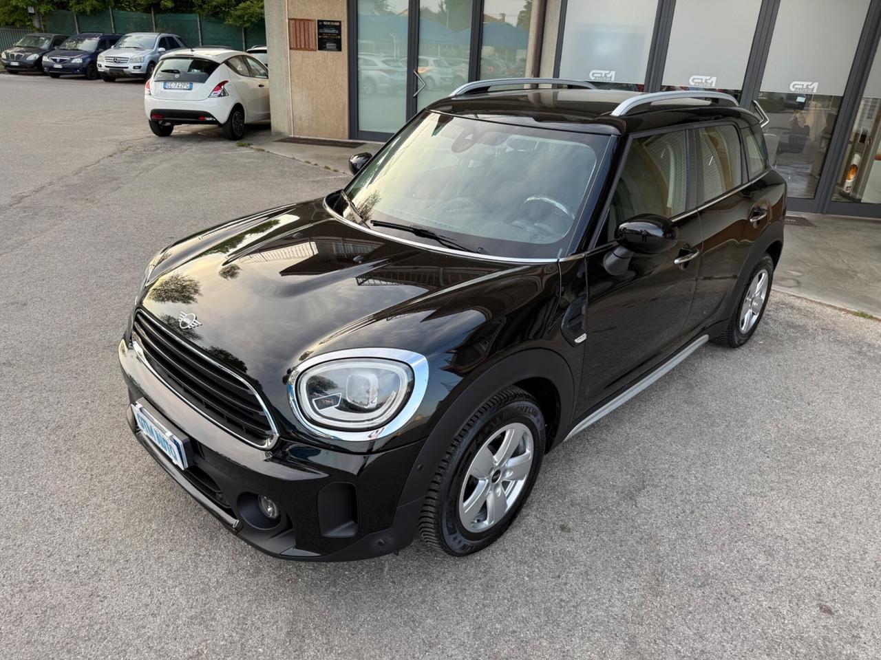 Mini Cooper Countryman 1.5 One - Automatica