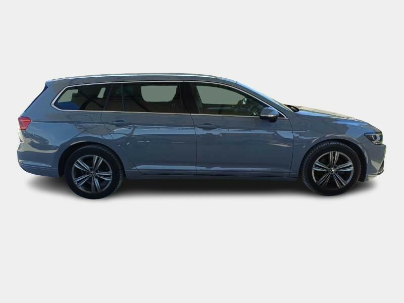 VOLKSWAGEN PASSAT VARIANT 2.0 TDI SCR EVO 110 KW BUSINESS DSG STATION WAGON