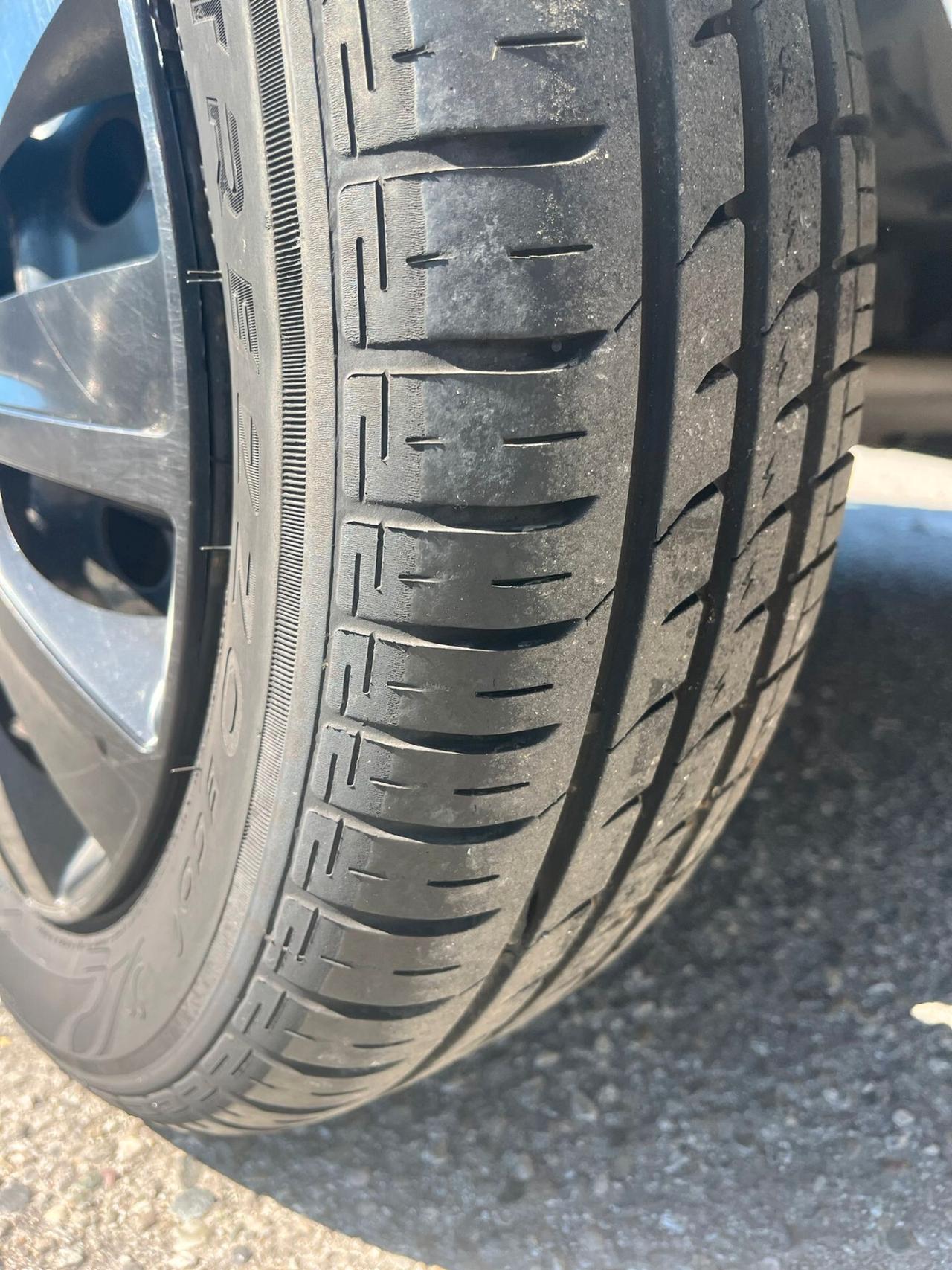 Nissan Pixo 1.0 GPL 90.000KM