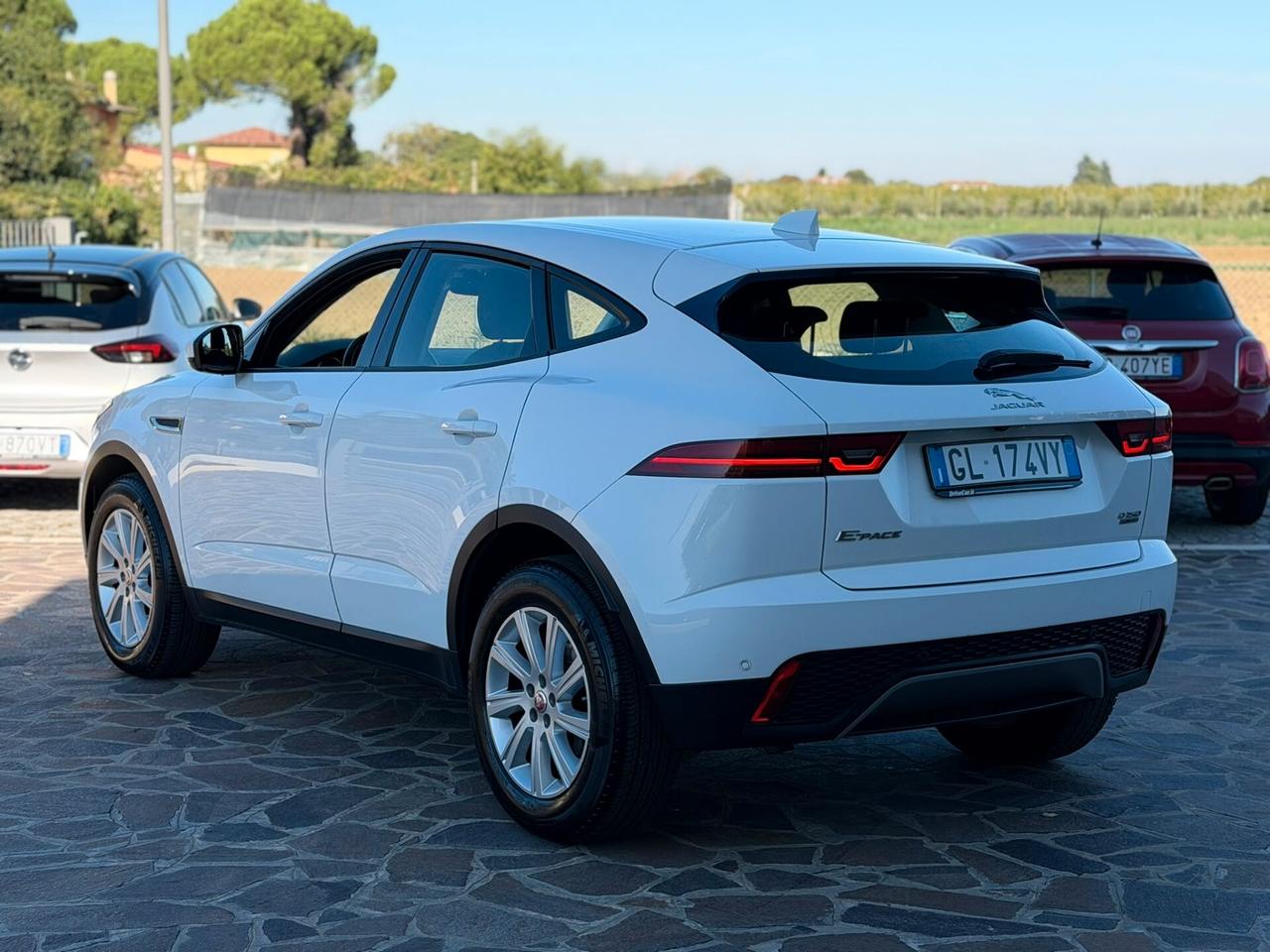 Jaguar E-Pace 2.0D i4 150 CV AWD auto - COMMERCIANTI