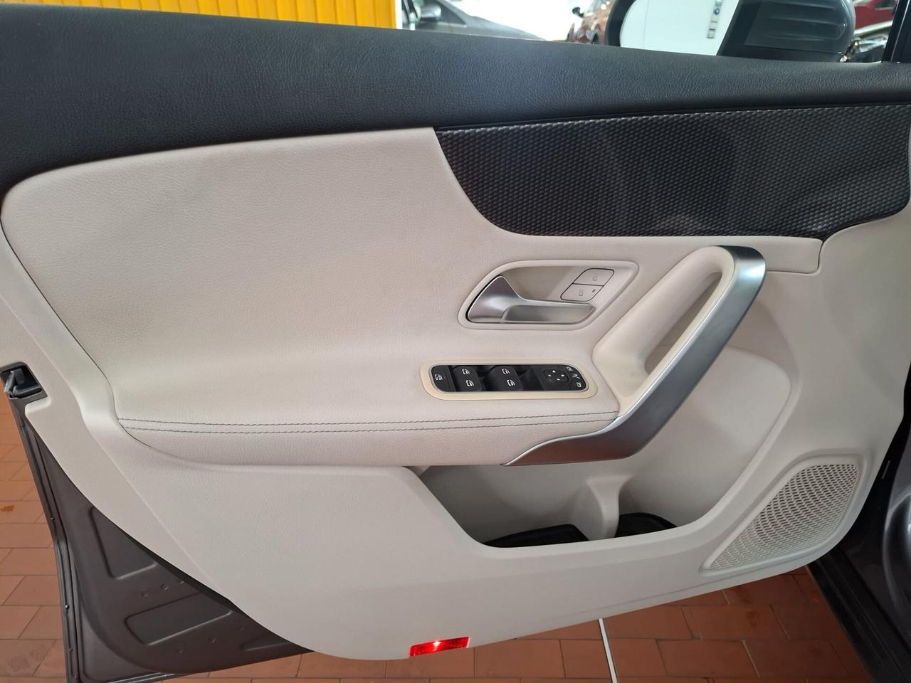 Mercedes-benz A 200 Premium full optional