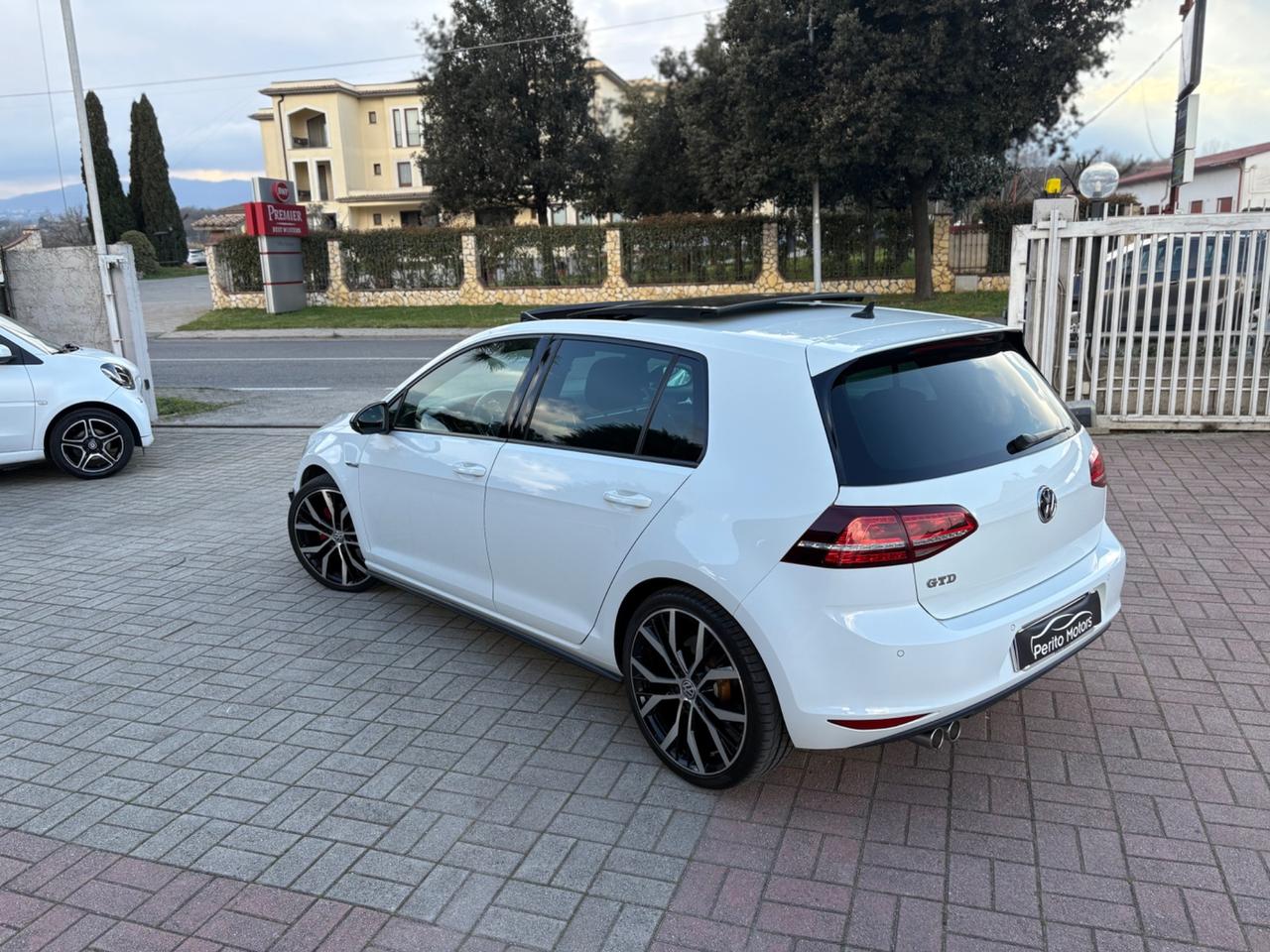 Volkswagen Golf GTD 2.0 TDI DSG 5p.