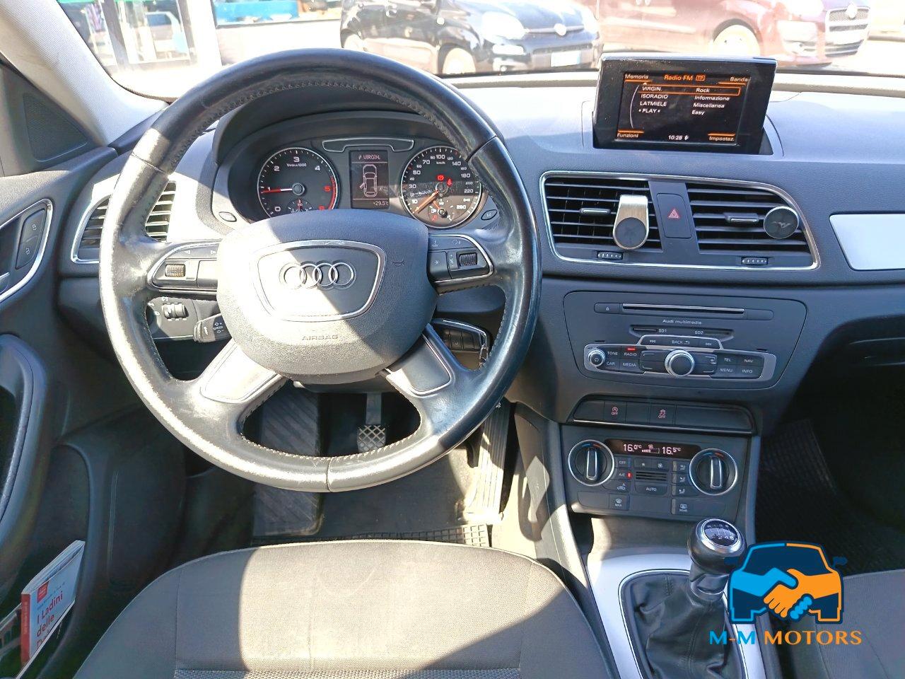 Audi Q3 2.0 tdi Business 120cv