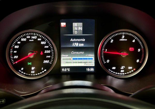 MERCEDES-BENZ C 200 d S.W. Auto Business