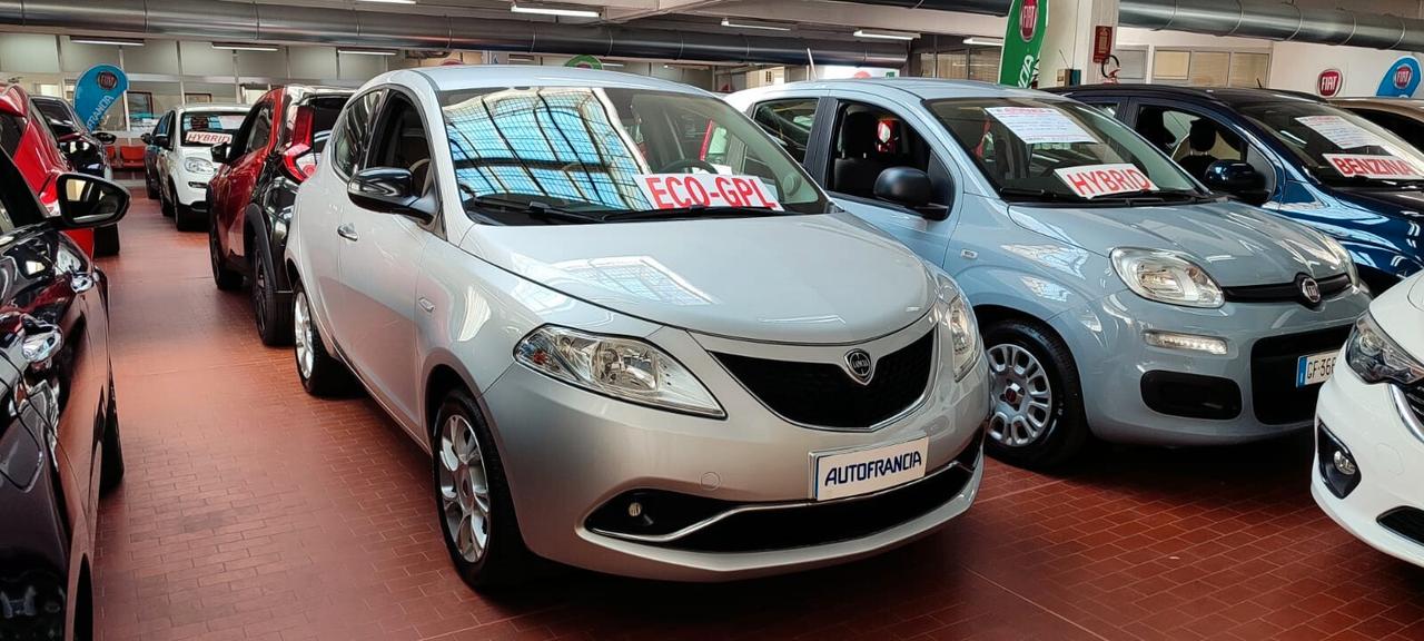Lancia Ypsilon 1.2 69 CV 5 porte GPL Ecochic Gold