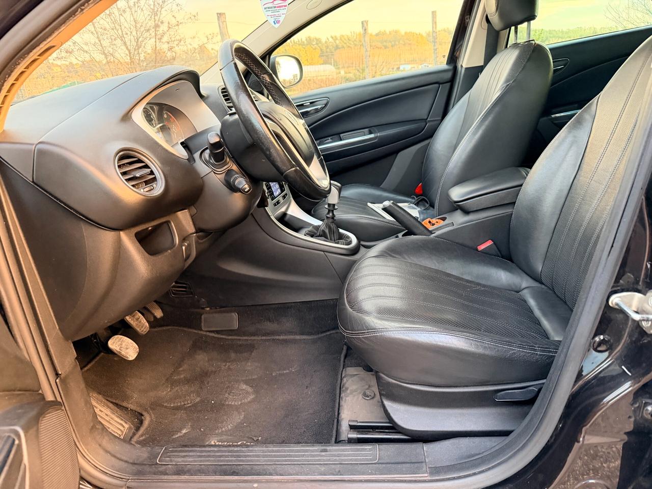 Lancia Delta 1.6 MJT DPF 120 CV Gold