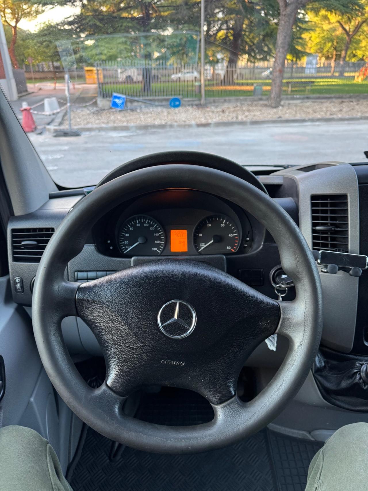 Mercedes Benz