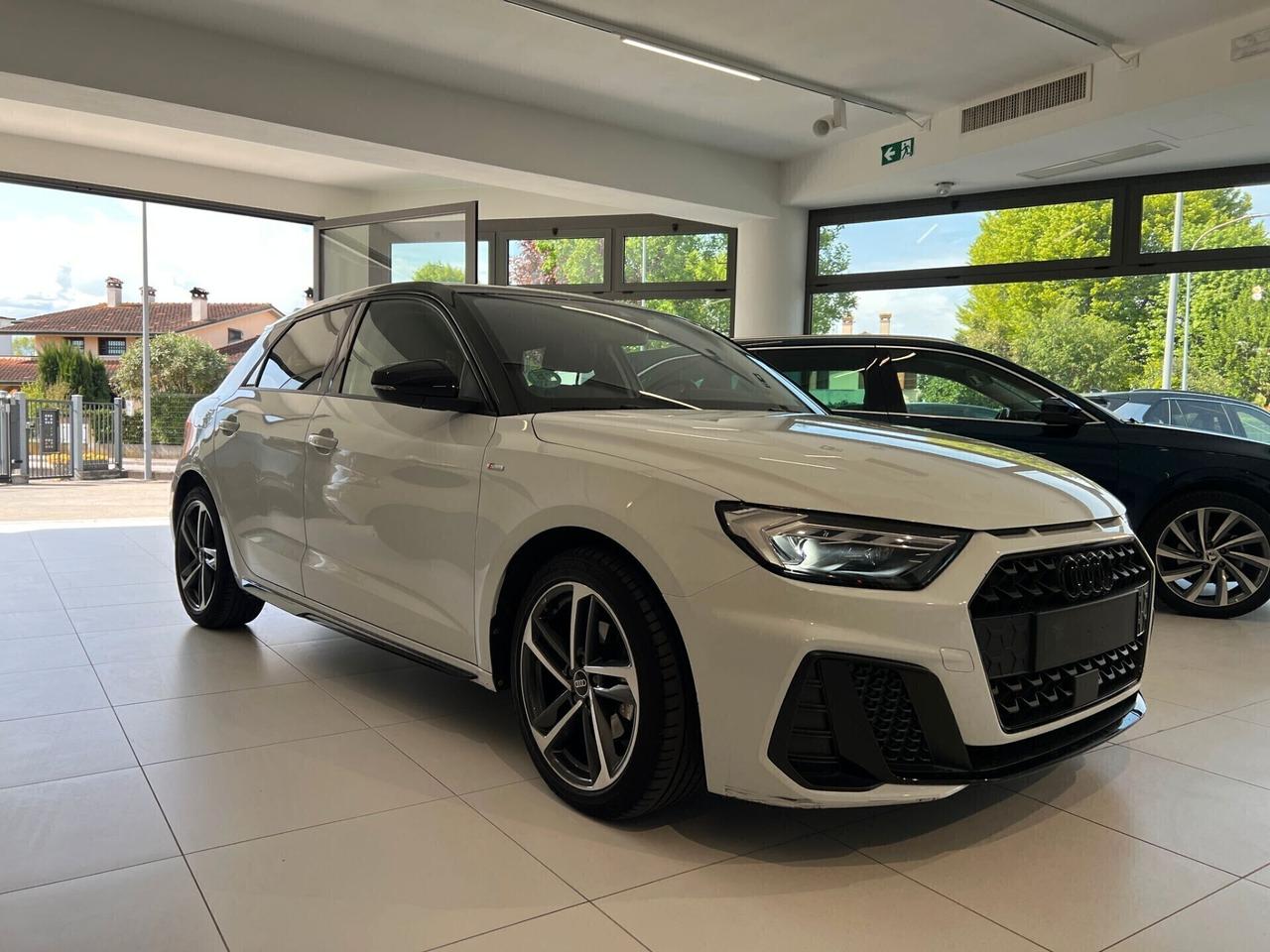 Audi A1 SPB 30 TFSI S line edition