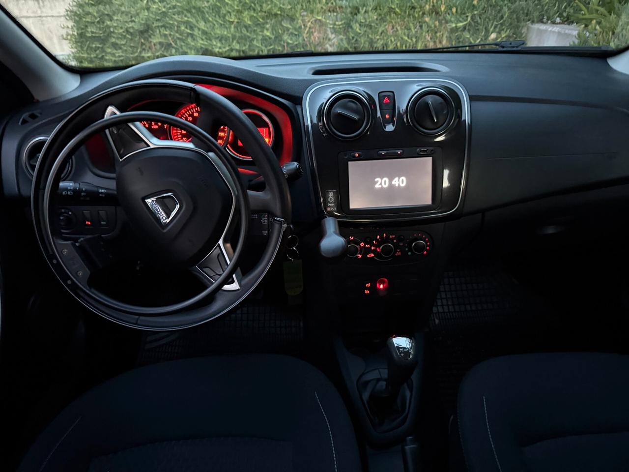 Dacia Logan comandi per disabili.MCV 1.5dCi8 V 90CV