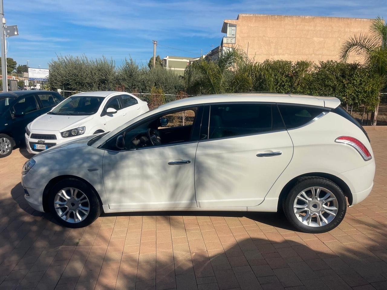 Lancia Delta 1.6"Finanziabile Senza Busta Paga"