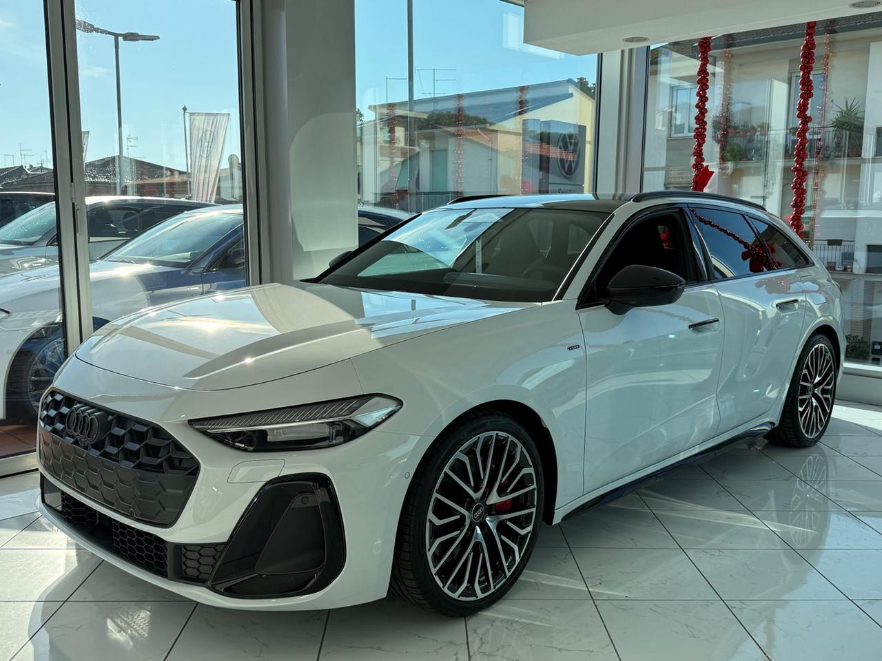 AUDI A5 III 2024 Avant A5 Avant 2.0 e-hybrid S line edition quattro 299cv s-tronic