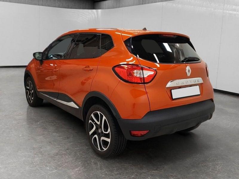 Renault Captur 1.2 tce Intens (energy r-link) s&s 120cv edc E6