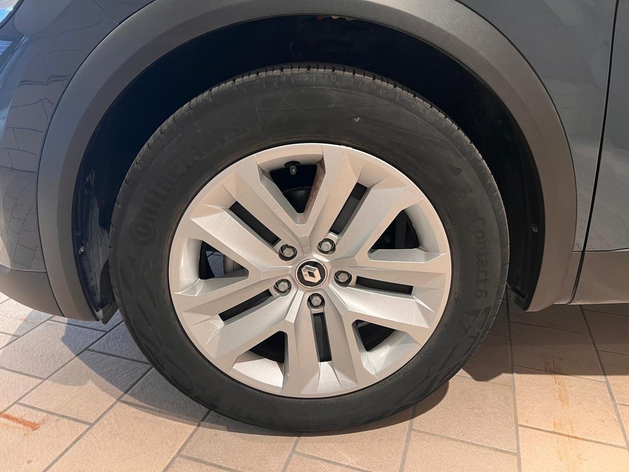 Renault Captur TCe 90 CV Equilibre solo 3800 km