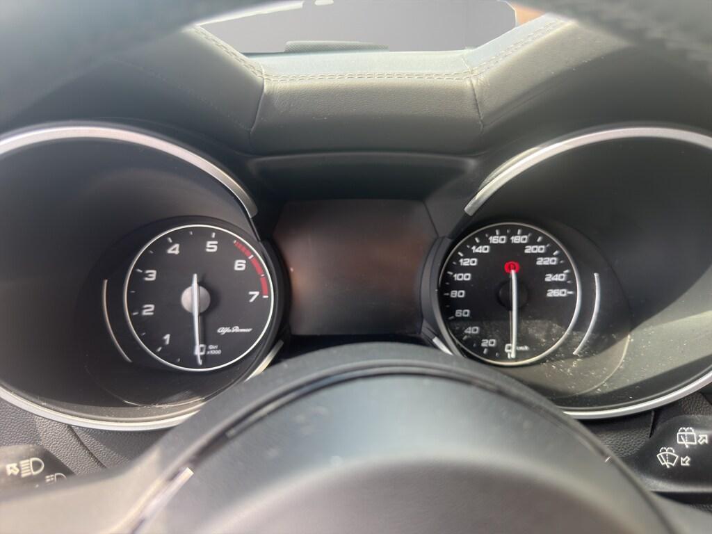 Alfa Romeo Stelvio 2.0 Turbo Ti Q4 AT8