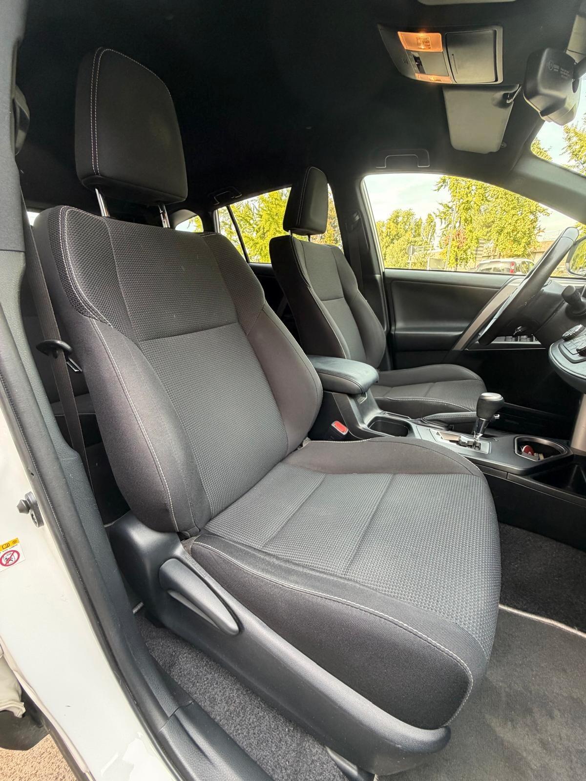 Toyota RAV 4 RAV4 2.5 Hybrid 2WD Active