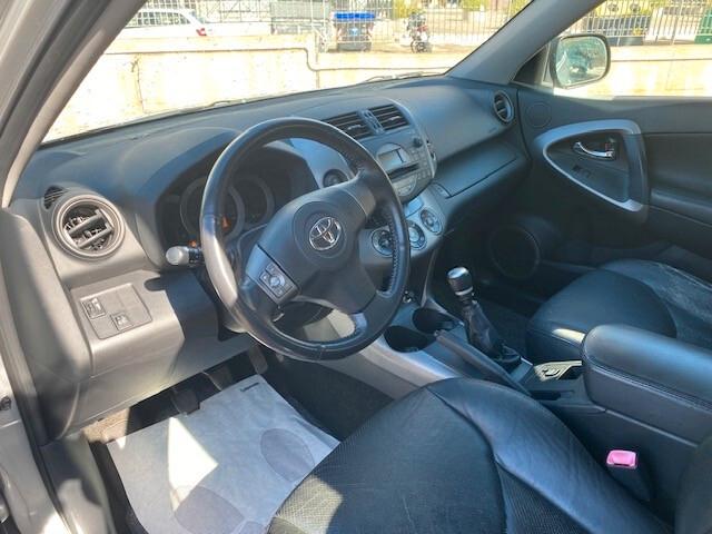 Toyota RAV 4 RAV4 2.2 D-4D 136 CV DPF Luxury
