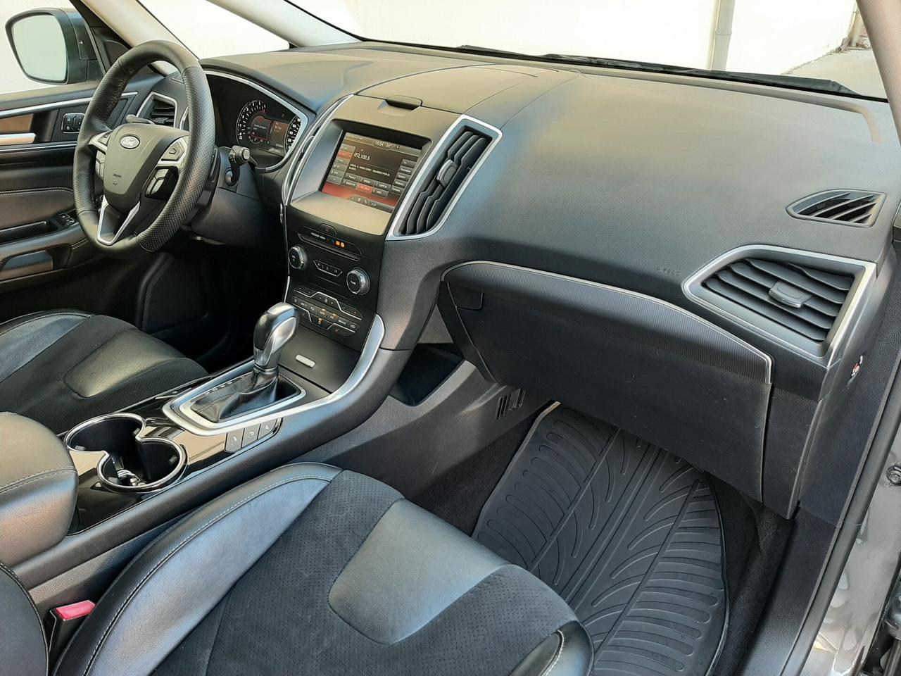 Ford S-Max 2.0 TDCi 150CV Powershift Titanium
