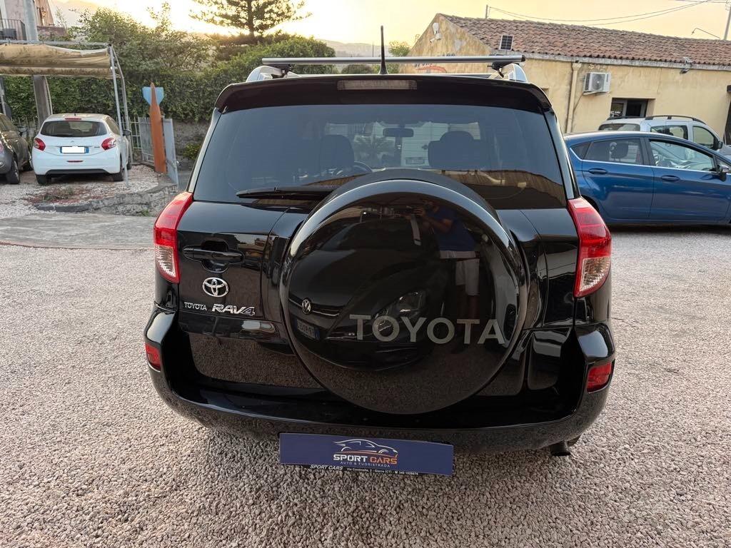 Toyota RAV 4 RAV4 2.2 D-4D 136 CV Sol