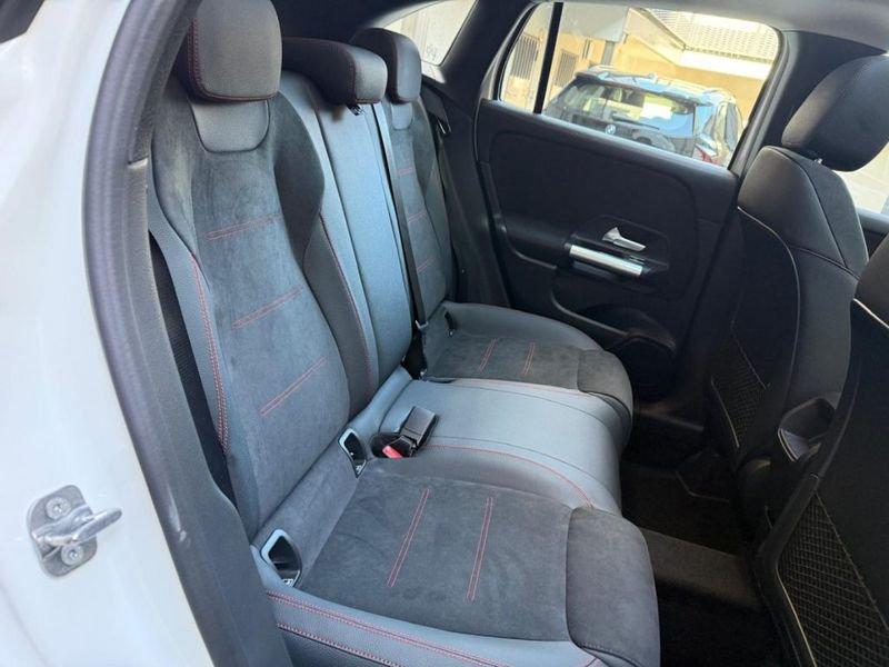 Mercedes-Benz GLA 180 Automatic AMG Line Premium