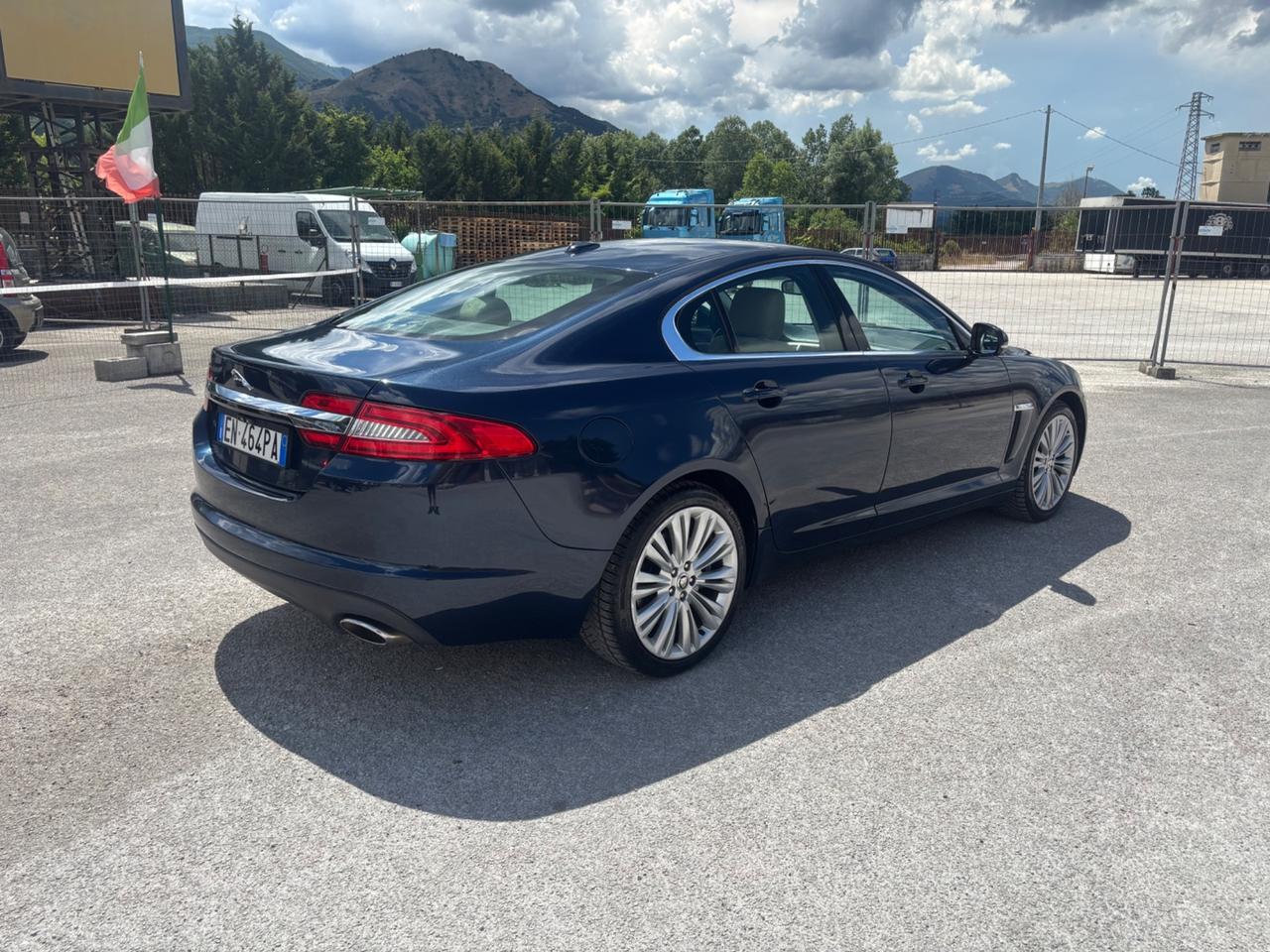 Jaguar XF 2.2 D 190 CV