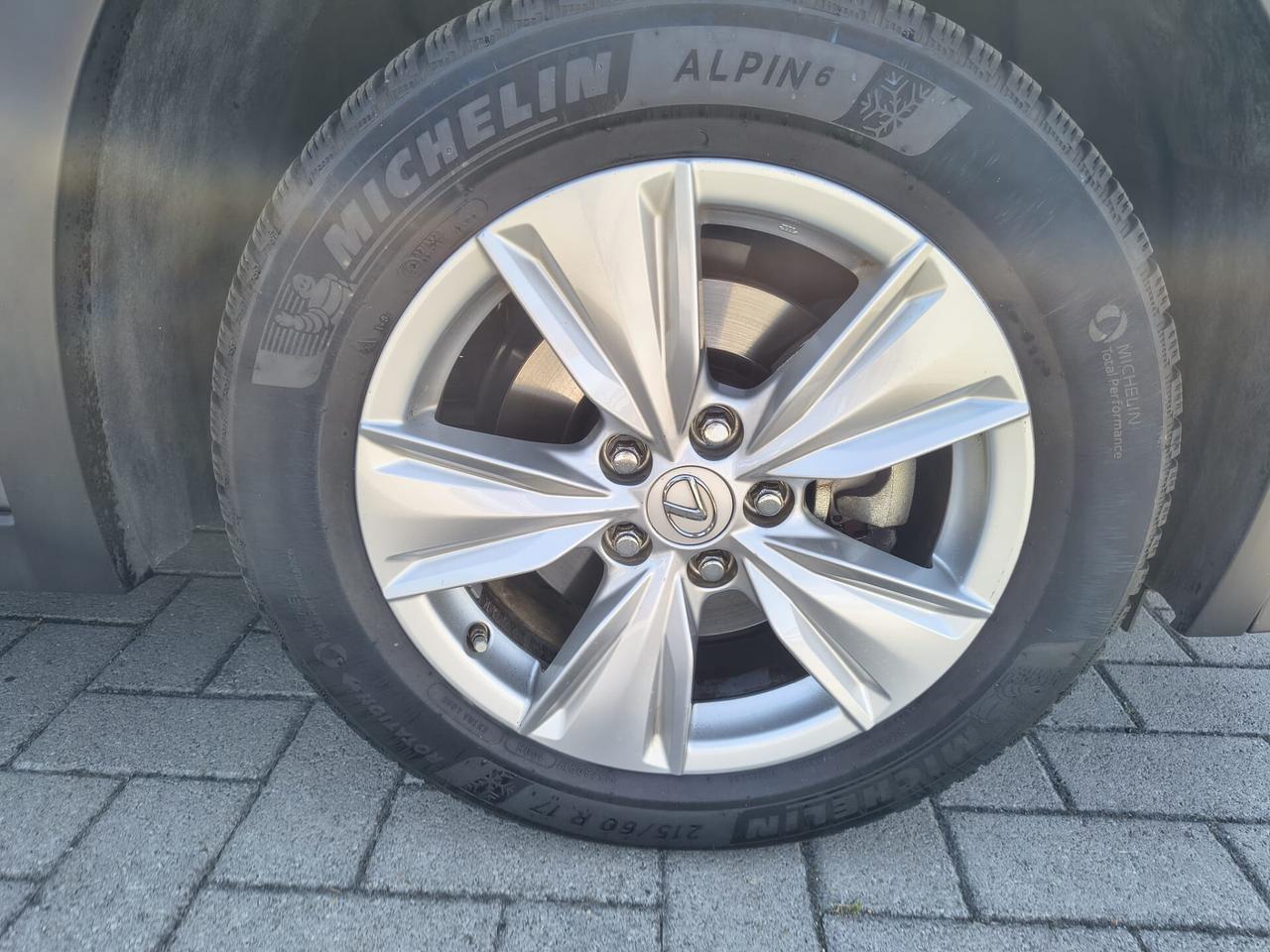 Lexus UX 250H Hybrid Business