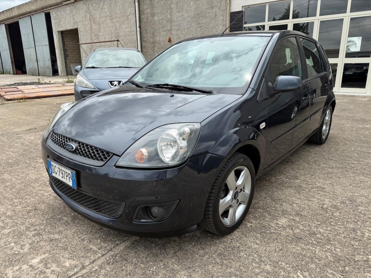 Ford Fiesta 1.4 TDCi 5p. Titanium
