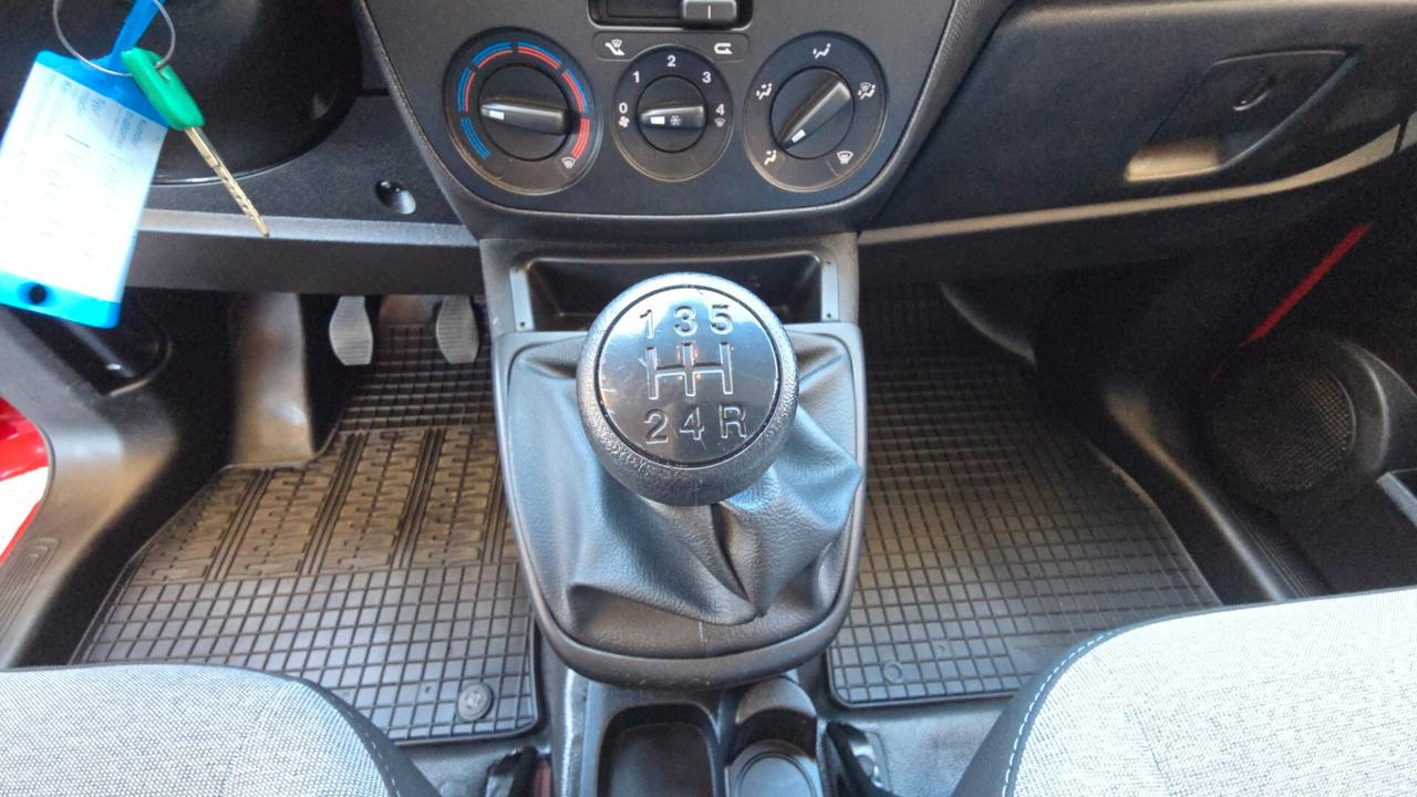 Fiat Fiorino 1.3 MJT 95CV Cargo Adventure
