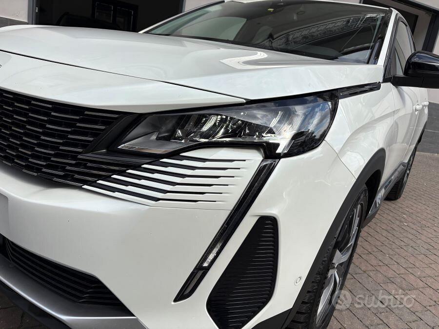 Peugeot 3008 1.5 hdi 130 allure certificata italia