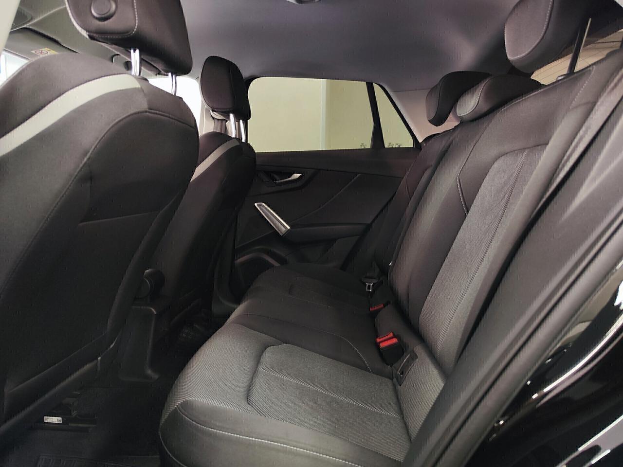 Audi Q2 30 TDI 116cv S tronic S line Edition Black