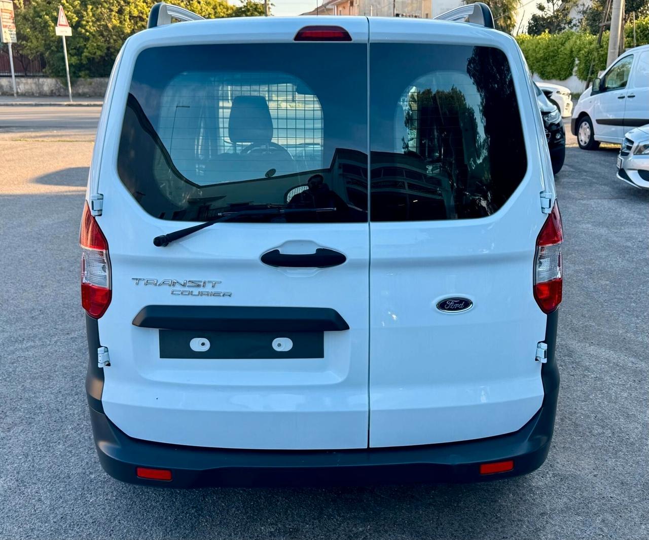 Ford Transit Courier 1.0 EcoBoost 100CV Trend