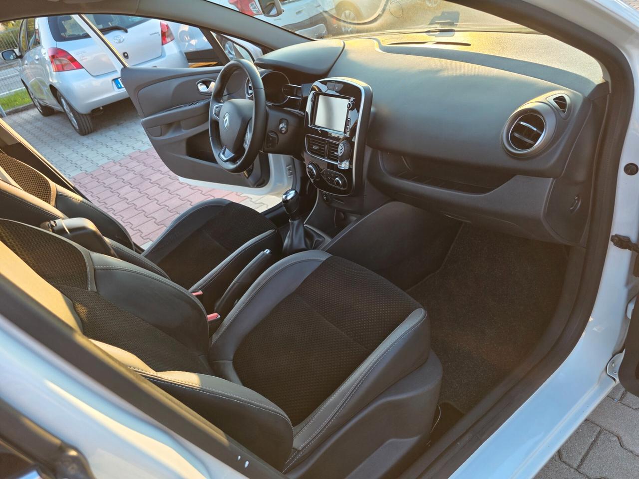 Renault Clio Sport perfetta e garantita 12 mesi