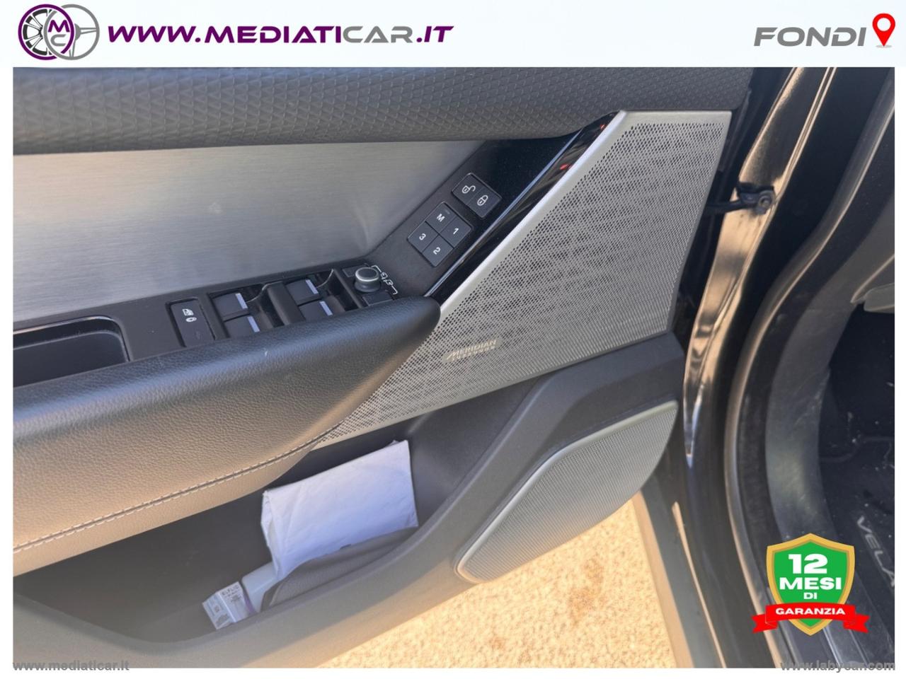 LAND ROVER RR Velar 2.0D 240 R-Dynamic HSE