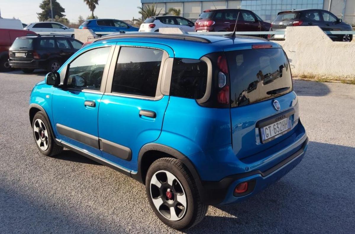 FIAT PANDA CROSS 1.0 hybrid 70cv